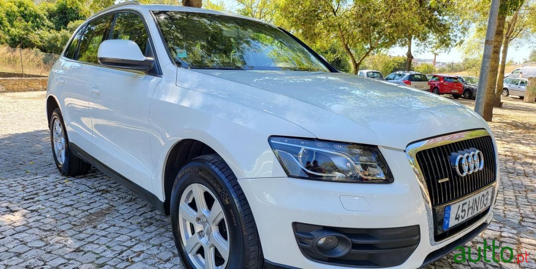 2009' Audi Q5 S--Tronic photo #3