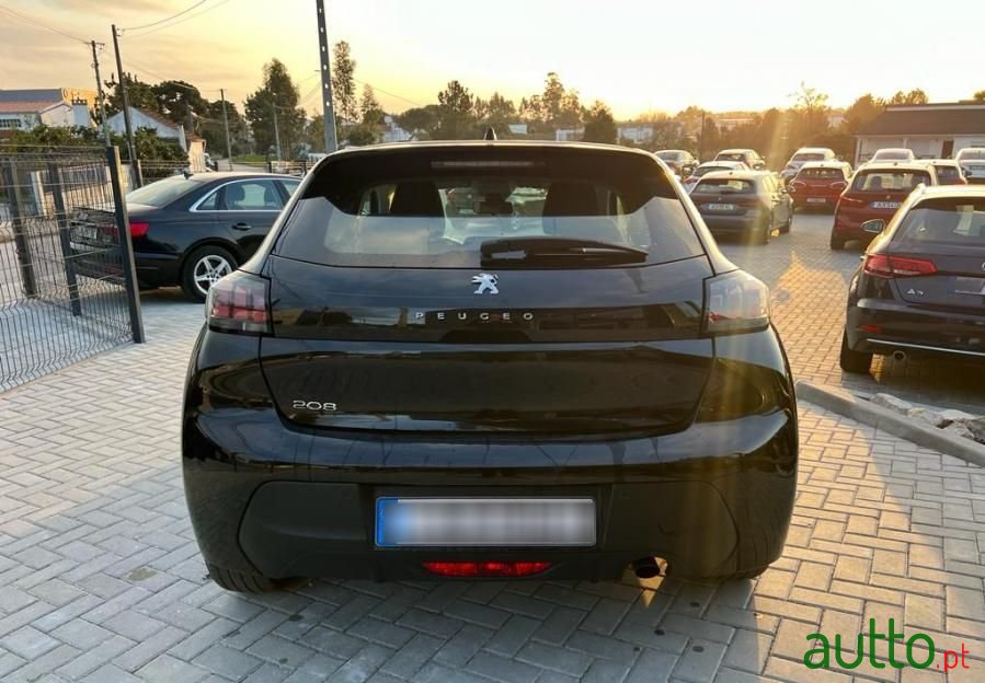 2023' Peugeot 208 photo #3