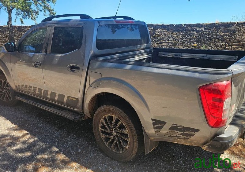 2019' Nissan Navara photo #5