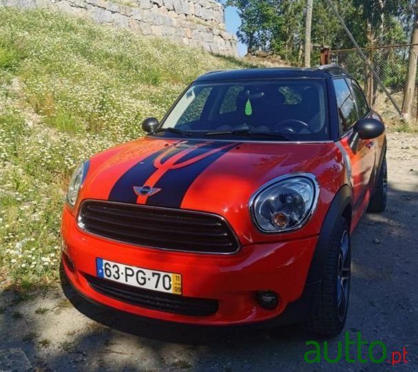 2011' MINI Countryman One D photo #3