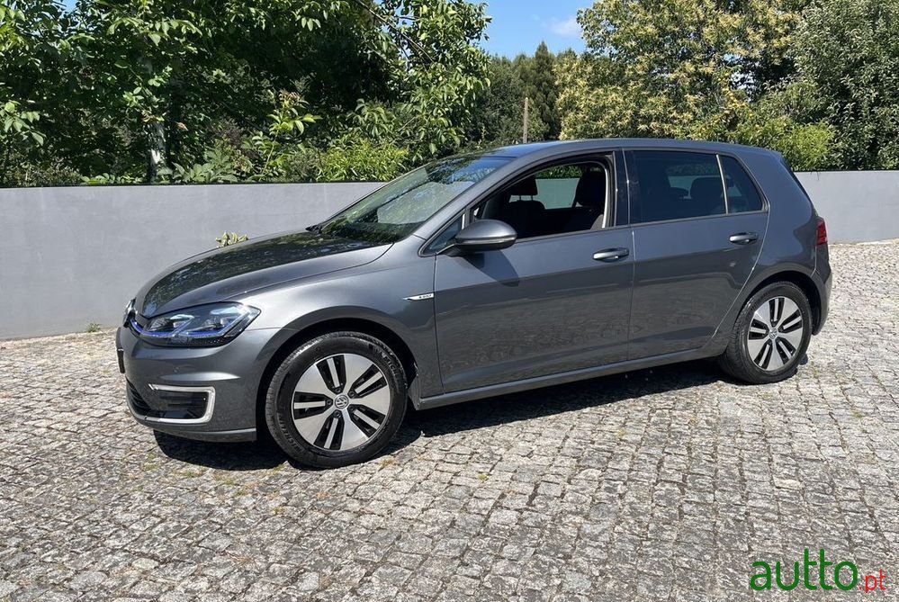 2019' Volkswagen e-Golf Ac/Dc photo #3