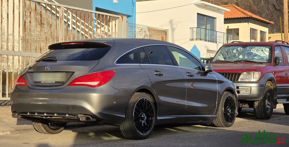 2016' Mercedes-Benz Classe Cla photo #2