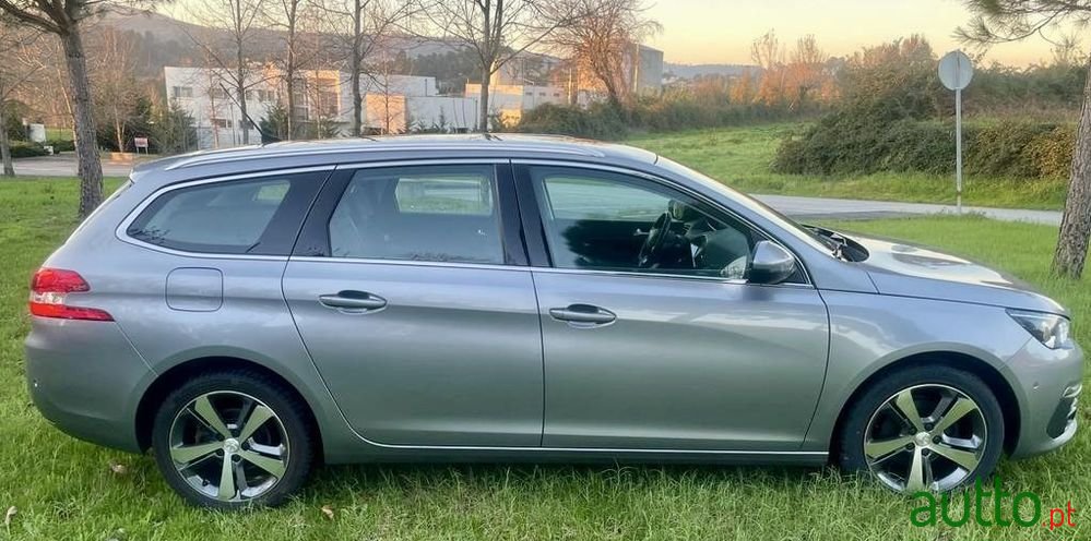 2018' Peugeot 308 Sw photo #4