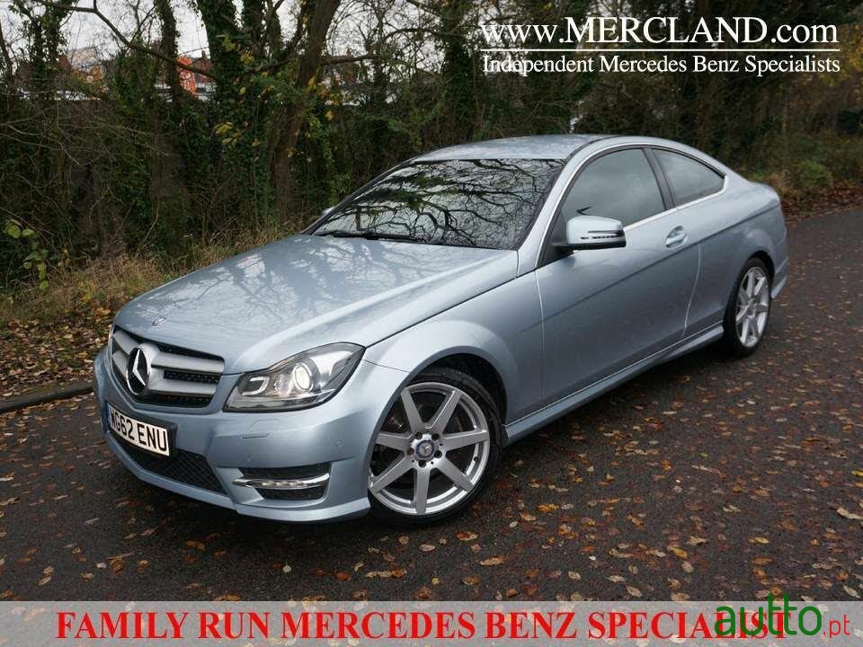 2012' Mercedes-Benz C-Class AMG Sport Blue Efficiency RHD photo #2