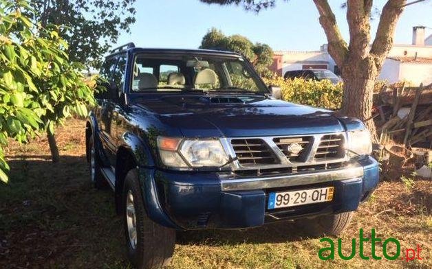 2000' Nissan Patrol photo #2