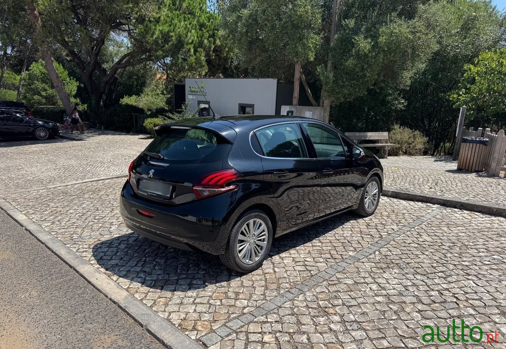 2018' Peugeot 208 photo #5