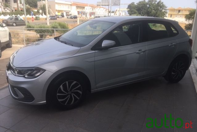 2021' Volkswagen Polo photo #2