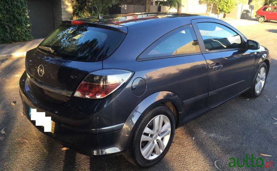 2007' Opel Astra Gtc photo #1
