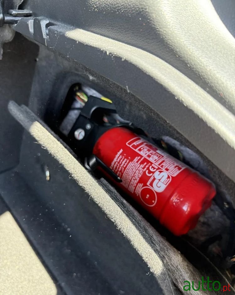 2015' Mercedes-Benz 180 photo #5