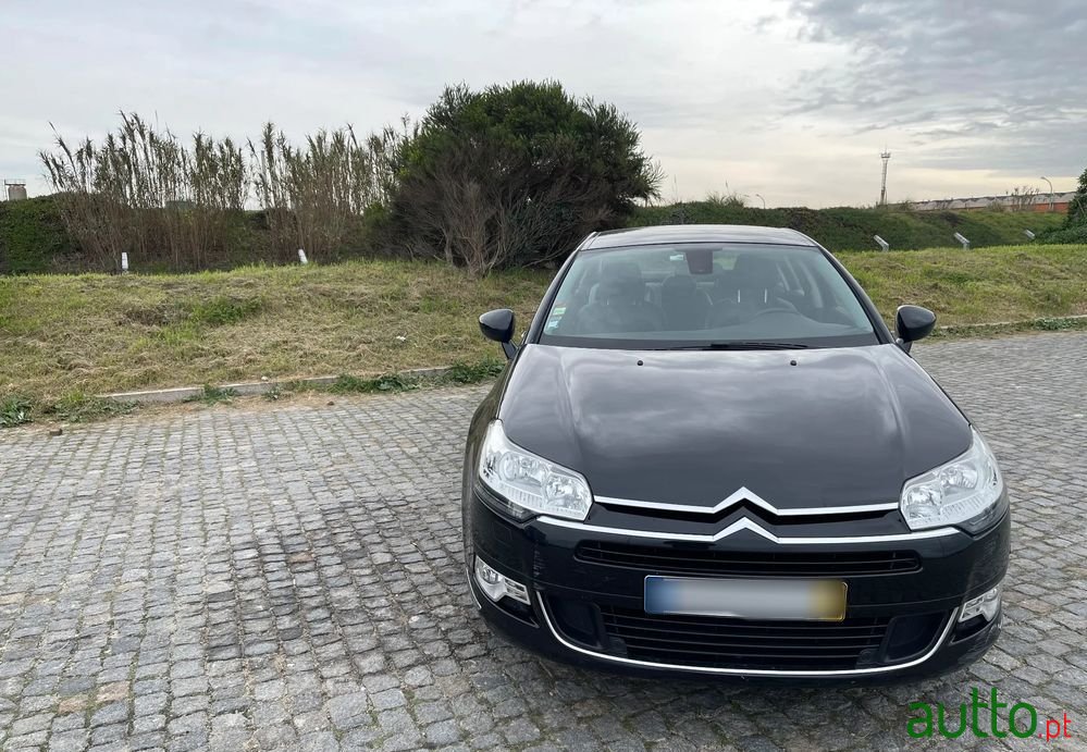 2011' Citroen C5 photo #4