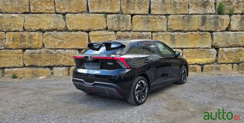 2023' MG MG4 64 Kwh Luxury photo #1