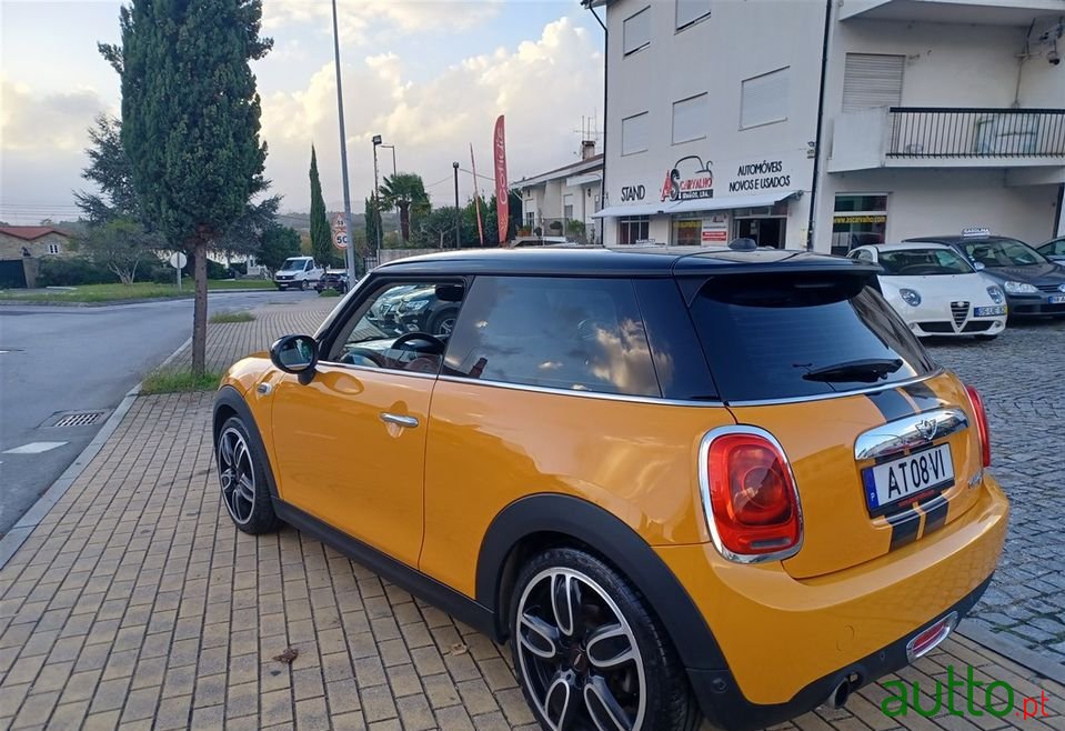 2014' MINI Cooper photo #4