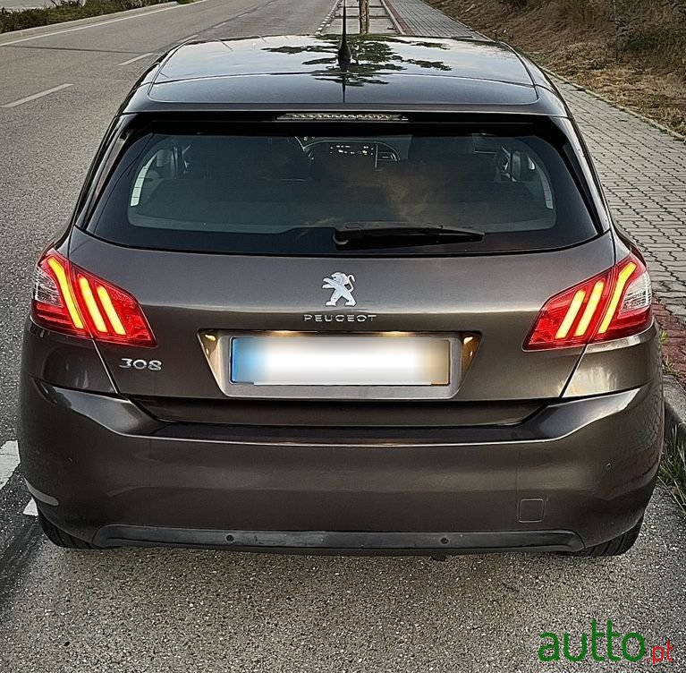 2015' Peugeot 308 photo #3