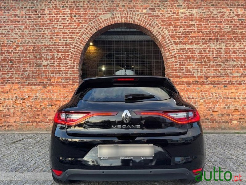 2020' Renault Megane 1.5 Dci Limited photo #2