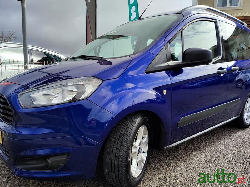 2016' Ford Tourneo Courier photo #2