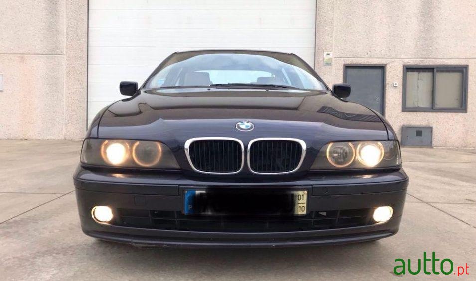 2001' BMW 525 525D photo #1