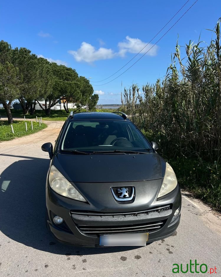 2010' Peugeot 207 Sw photo #3