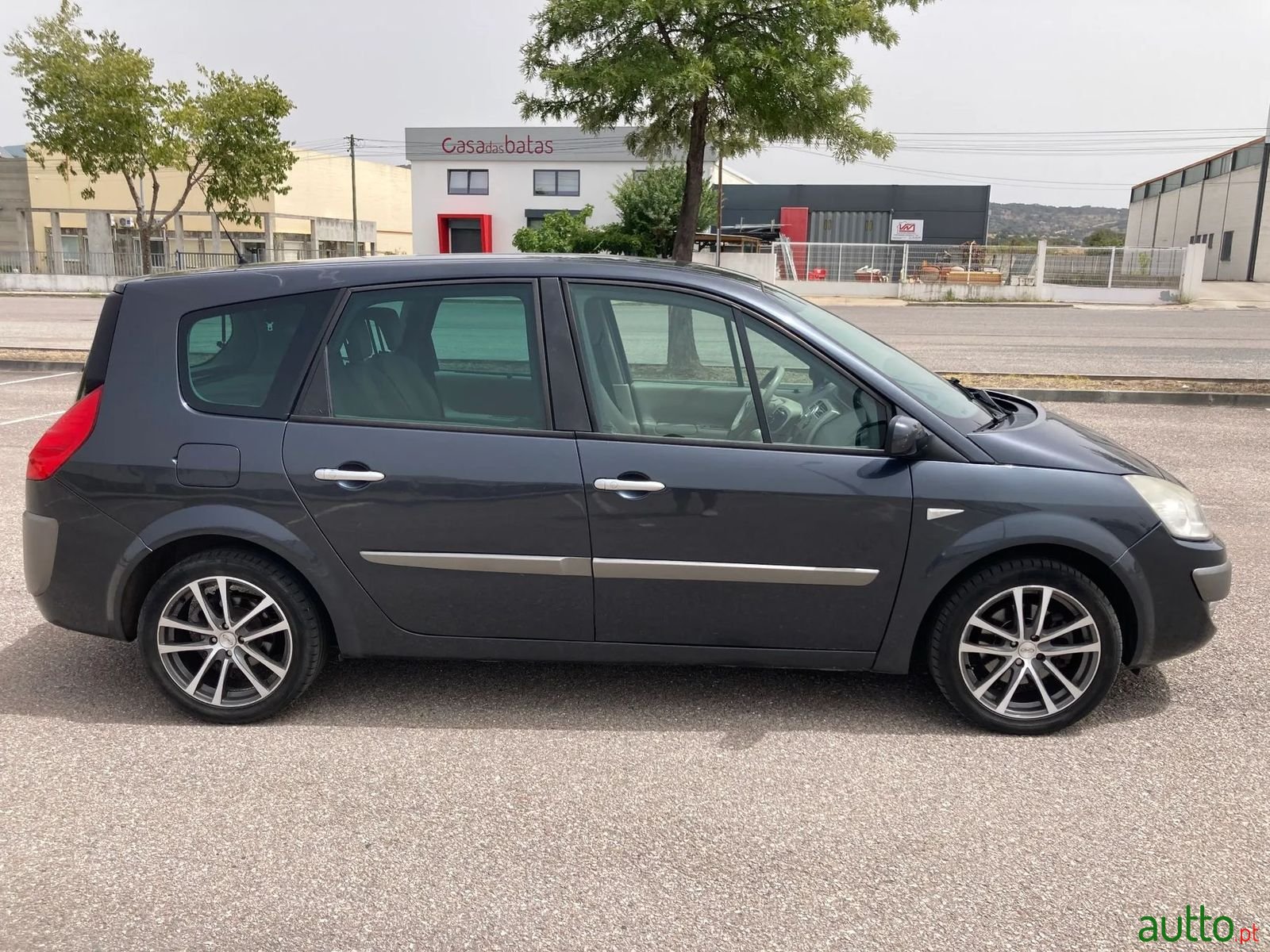 2007' Renault Grand Scenic photo #6
