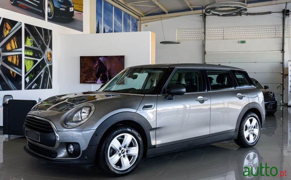 2019' MINI Clubman One D photo #1