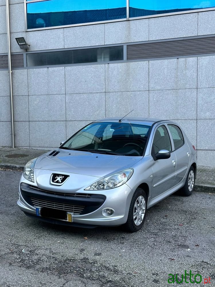 2011' Peugeot 206 1.1 Trendy photo #4