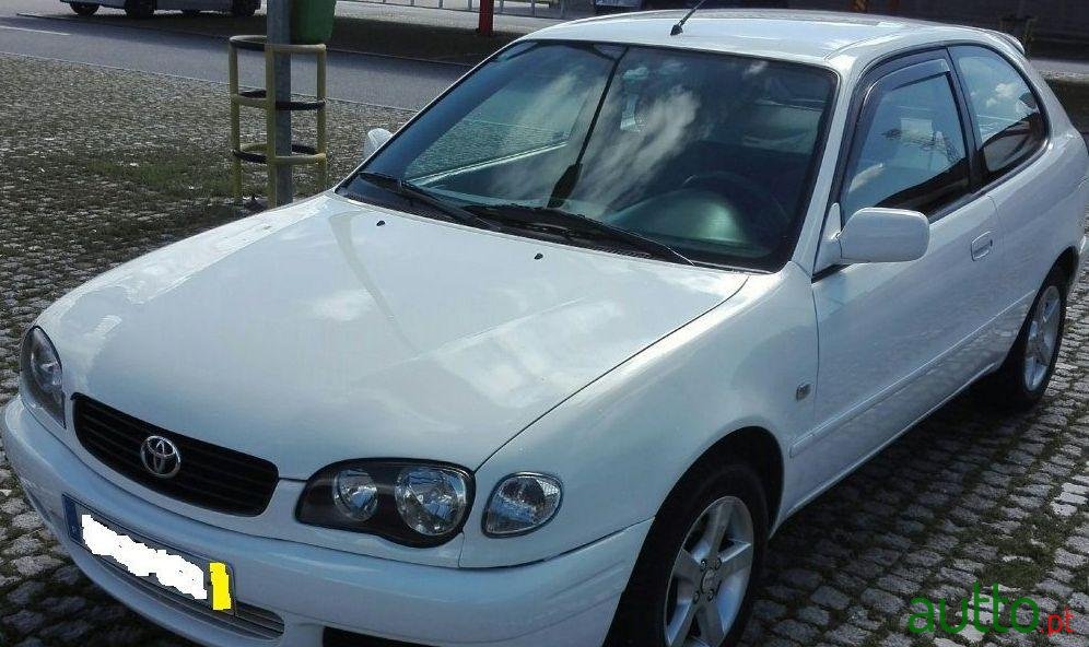 2002' Toyota Corolla photo #2