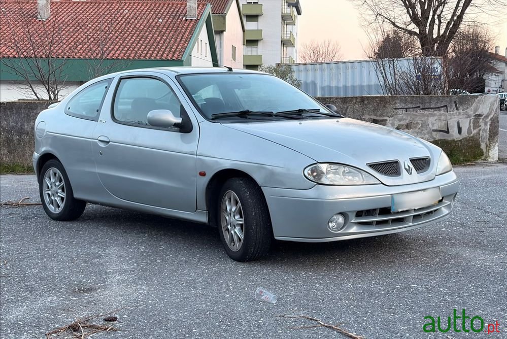 1999' Renault Mégane Coupe photo #2