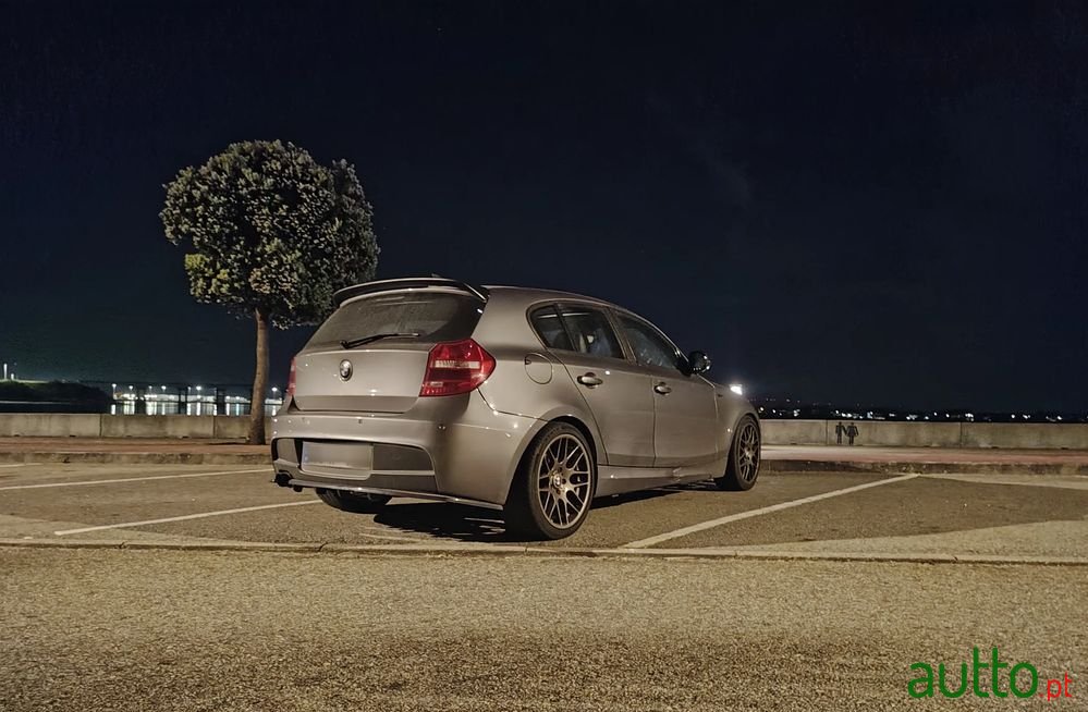 2009' BMW Série 1 D photo #3