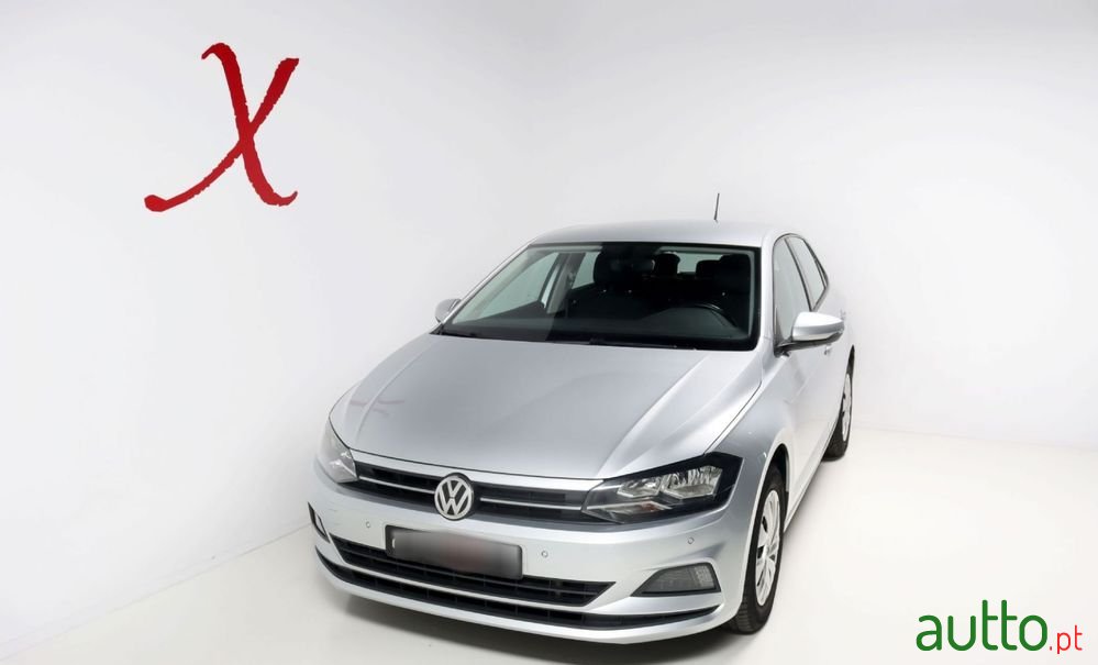 2018' Volkswagen Polo photo #2