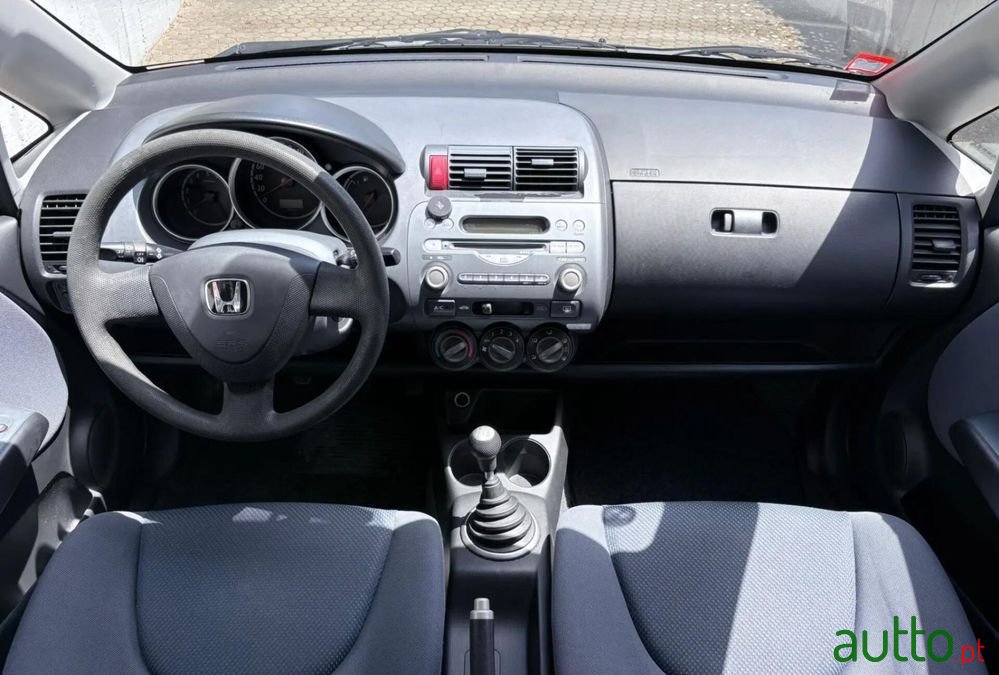 2002' Honda Jazz photo #6