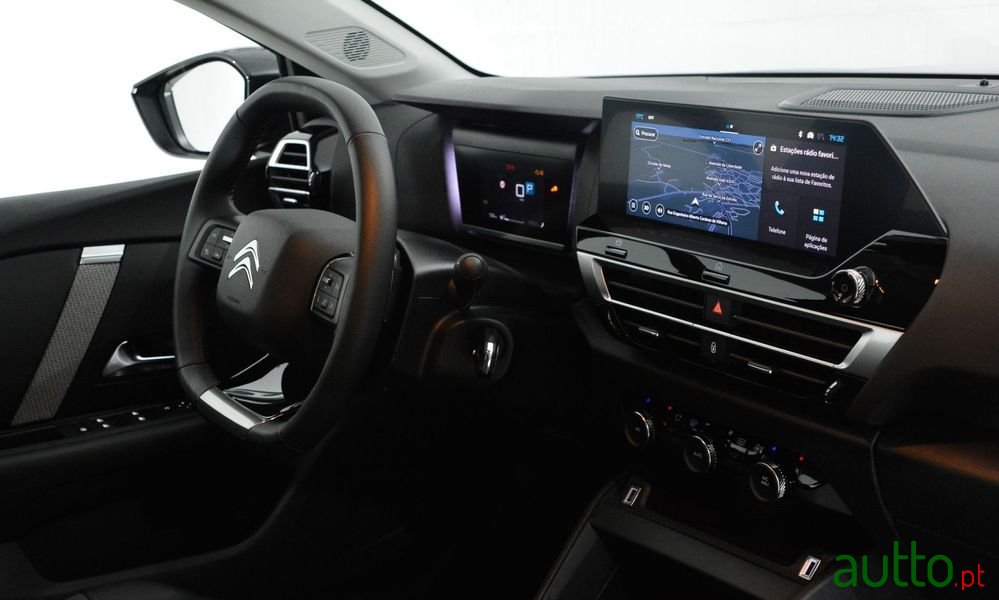 2024' Citroen C4 X photo #4