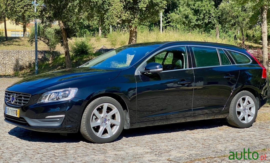 2014' Volvo V60 photo #3