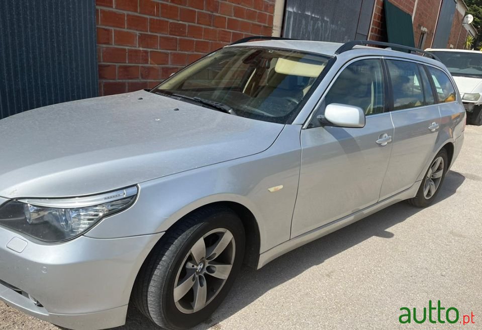 2007' BMW 520 photo #4