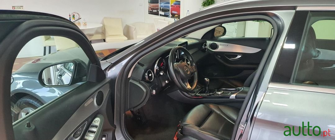 2016' Mercedes-Benz C-180 photo #4