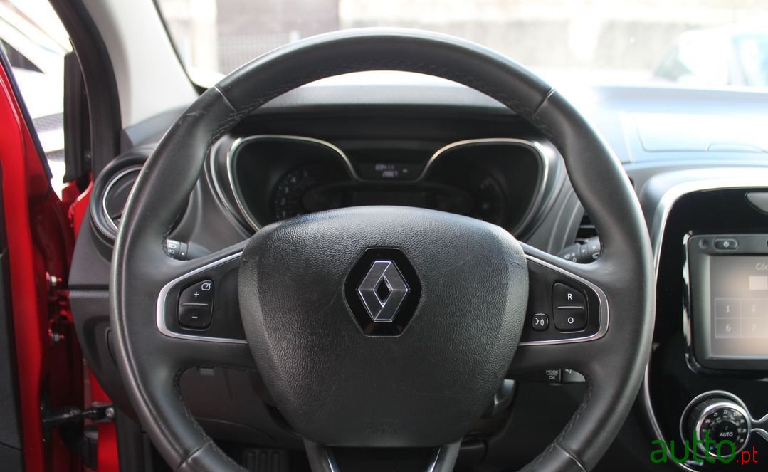 2017' Renault Captur photo #6