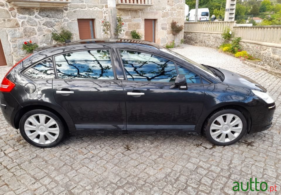 2007' Citroen C4 Exclusive photo #1