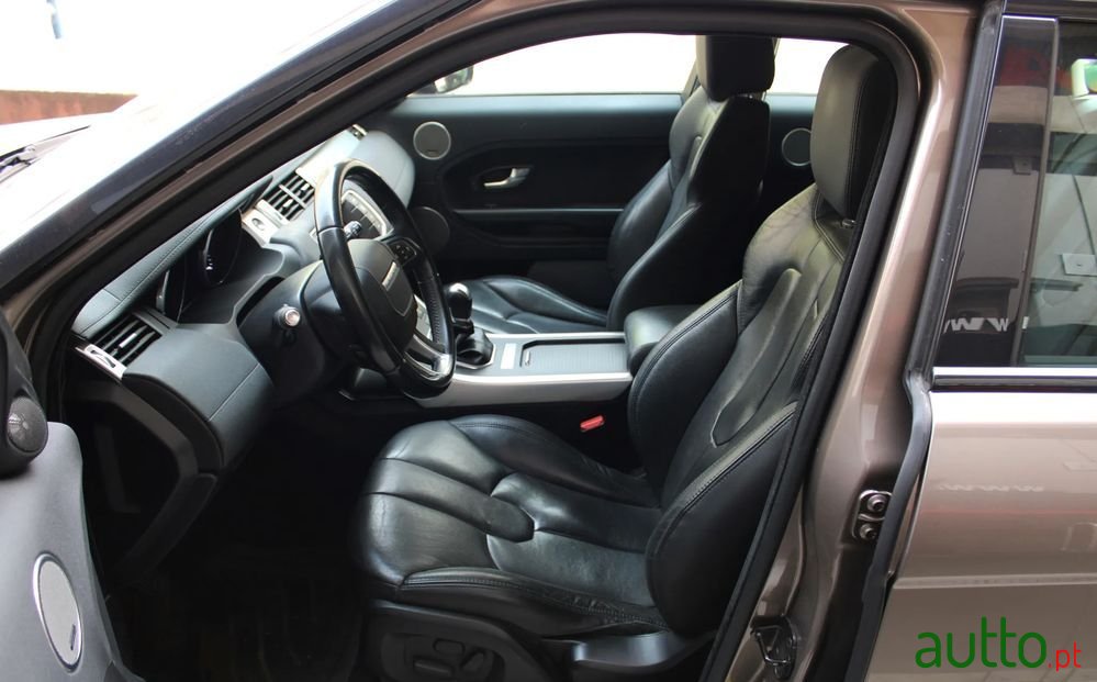 2014' Land Rover Range Rover Evoque 2.2 Ed4 Dynamic photo #6