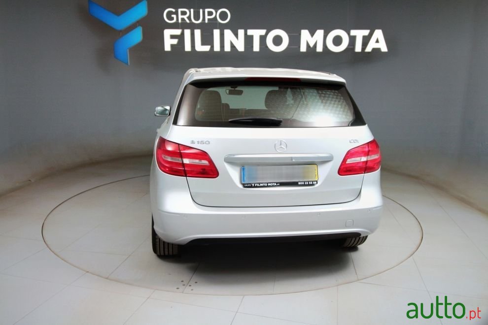 2014' Mercedes-Benz B-160 photo #3