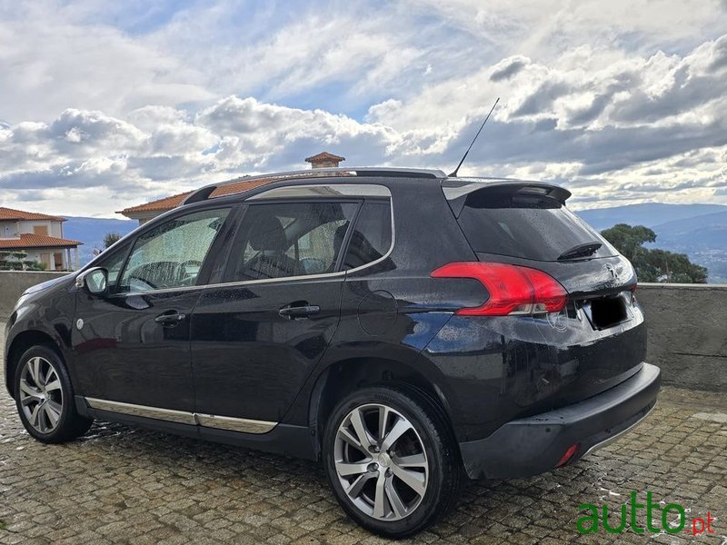 2015' Peugeot 2008 photo #5