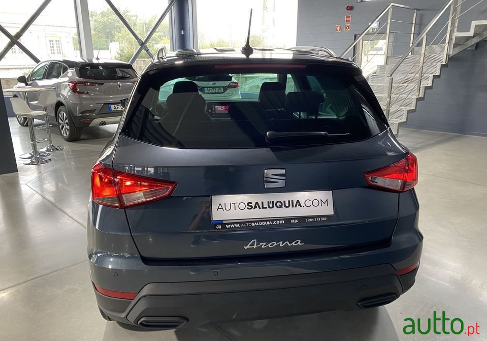 2022' SEAT Arona photo #4