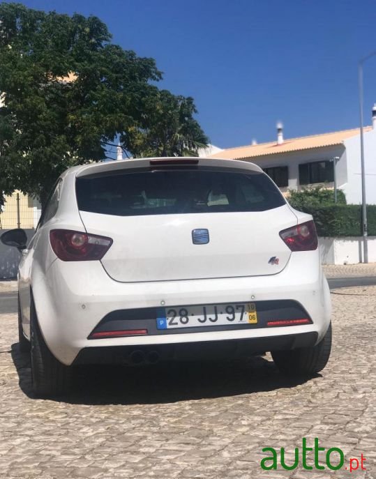 2010' SEAT Ibiza photo #6