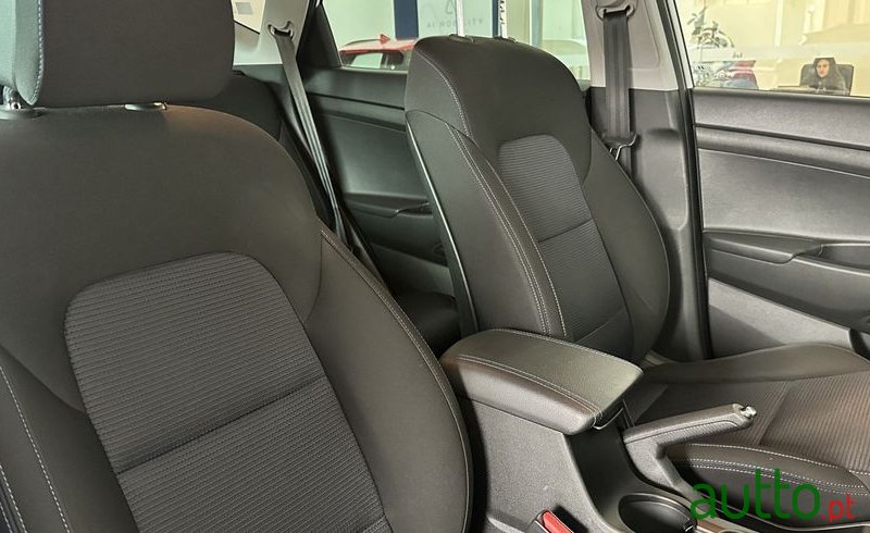 2018' Hyundai Tucson 1.7 Crdi Executive Dct photo #4