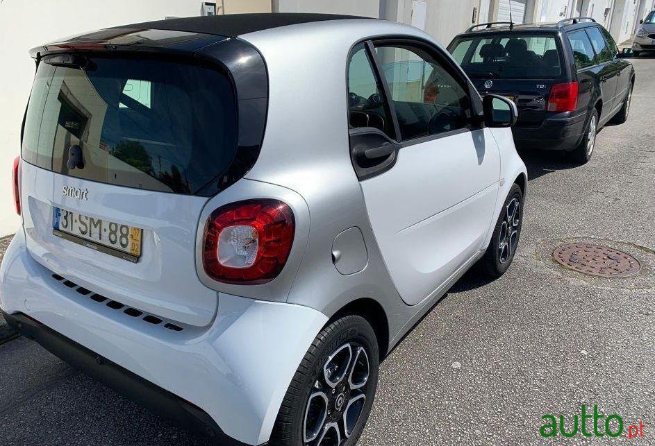 2017' Smart Fortwo photo #1