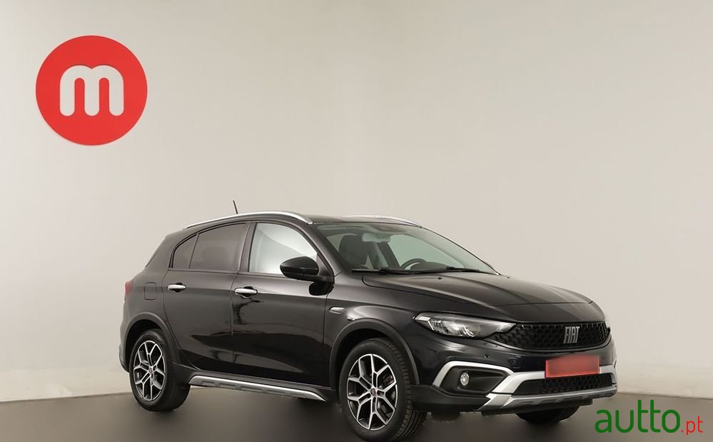 2021' Fiat Tipo Cross photo #1