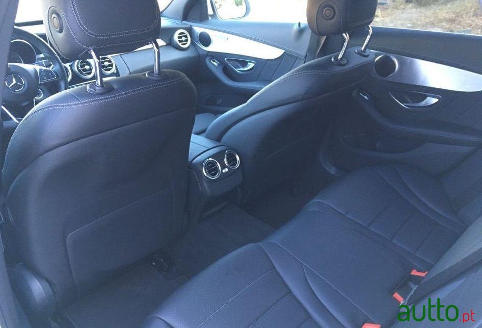 2015' Mercedes-Benz C-250 photo #5