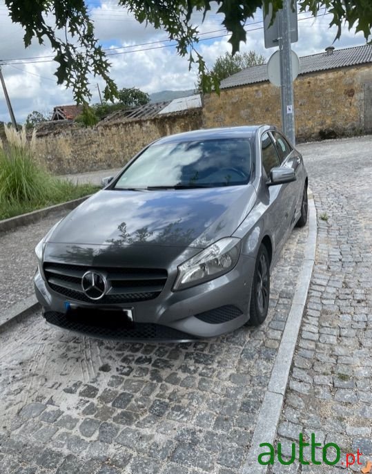 2014' Mercedes-Benz 180 photo #1