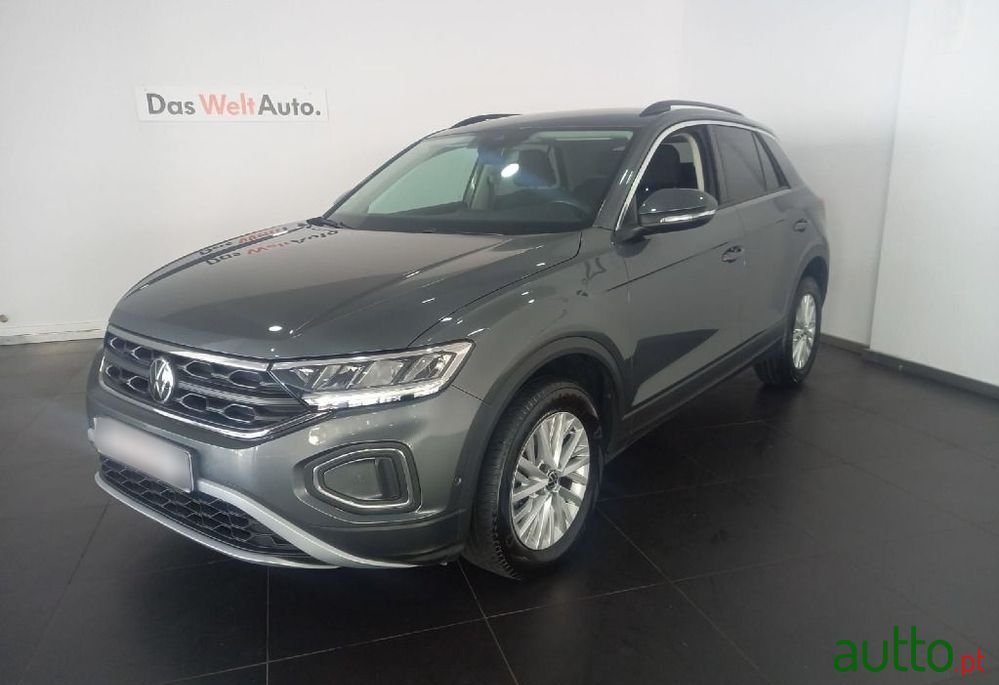 2023' Volkswagen T-Roc 1.0 Tsi Life photo #1