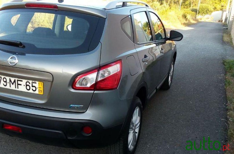 2011' Nissan Qashqai photo #4