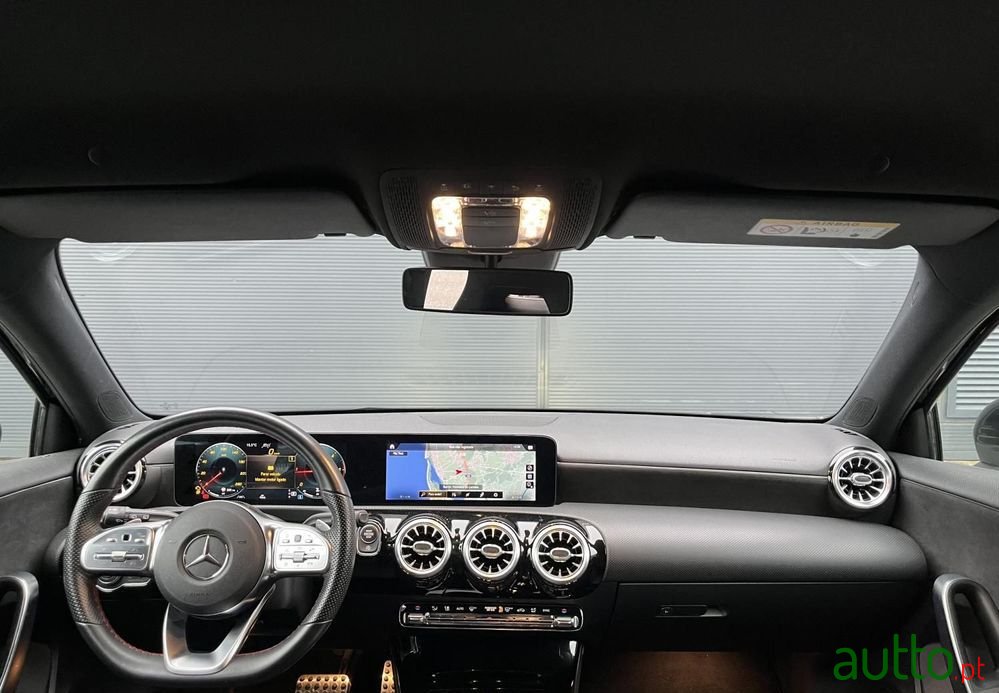 2019' Mercedes-Benz Classe A photo #3