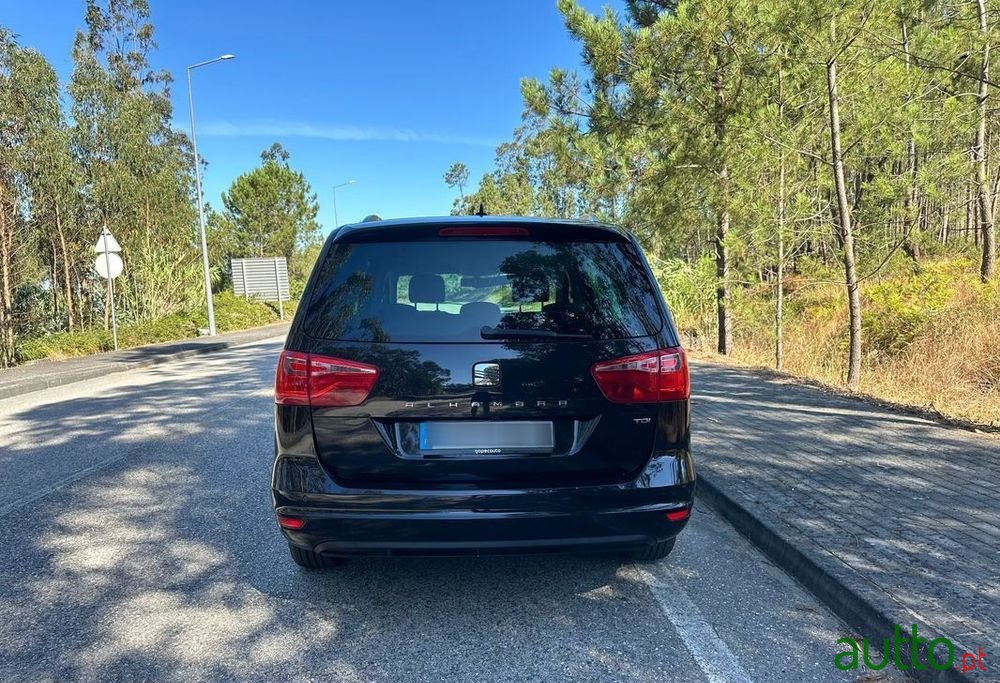 2015' SEAT Alhambra photo #6