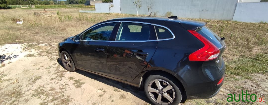 2016' Volvo V40 photo #4